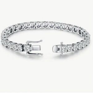 Luxury 5 carat Moissanite Tennis Bracelet
